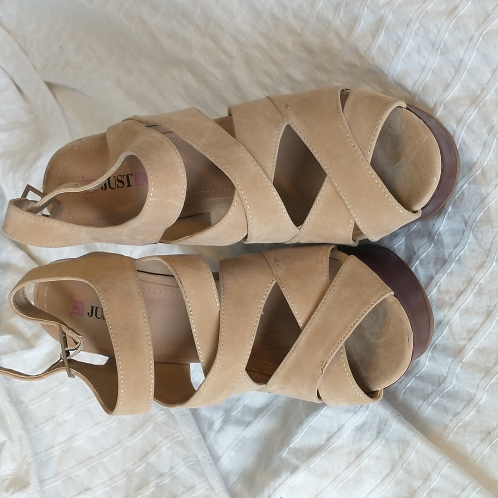 6" Wedge Sandals Size 9